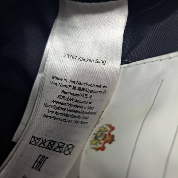 Fjallraven Kanken Mini Sling Crossbody Shoulder Bag Fog Black - Picture 11 of 11